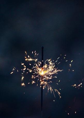 sparkler-4724867-640-5e0b1745d541df0b27315bc2.jpg